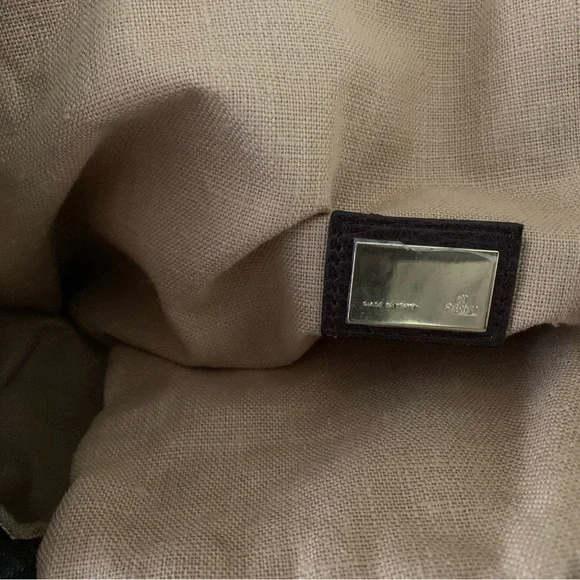 👛FENDI Spybag - Picture 2 of 9